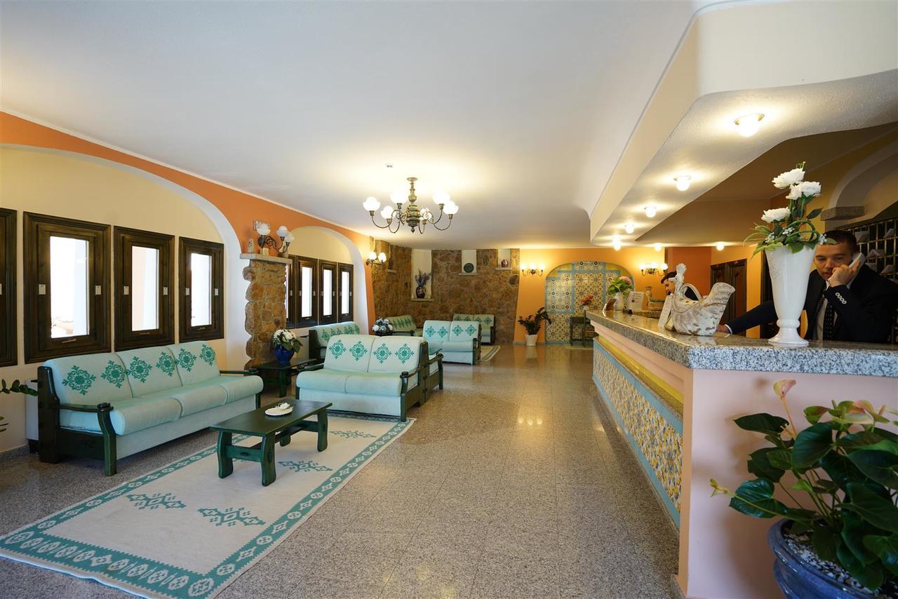 Nicolaus Club Torre Moresca Orosei Bagian luar foto