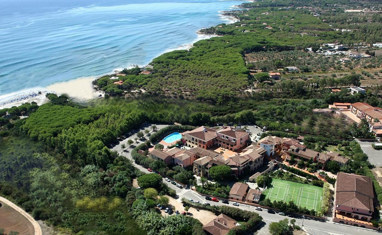 Nicolaus Club Torre Moresca Orosei Bagian luar foto